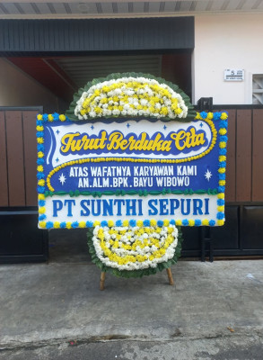 Papan Bunga Duka di Loa Bakung