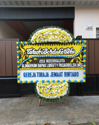 Papan Bunga Duka di Loa Bakung