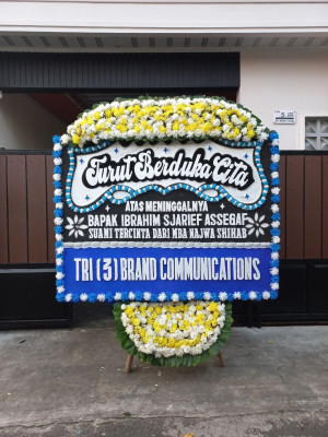 Papan Bunga Duka di Loa Bakung